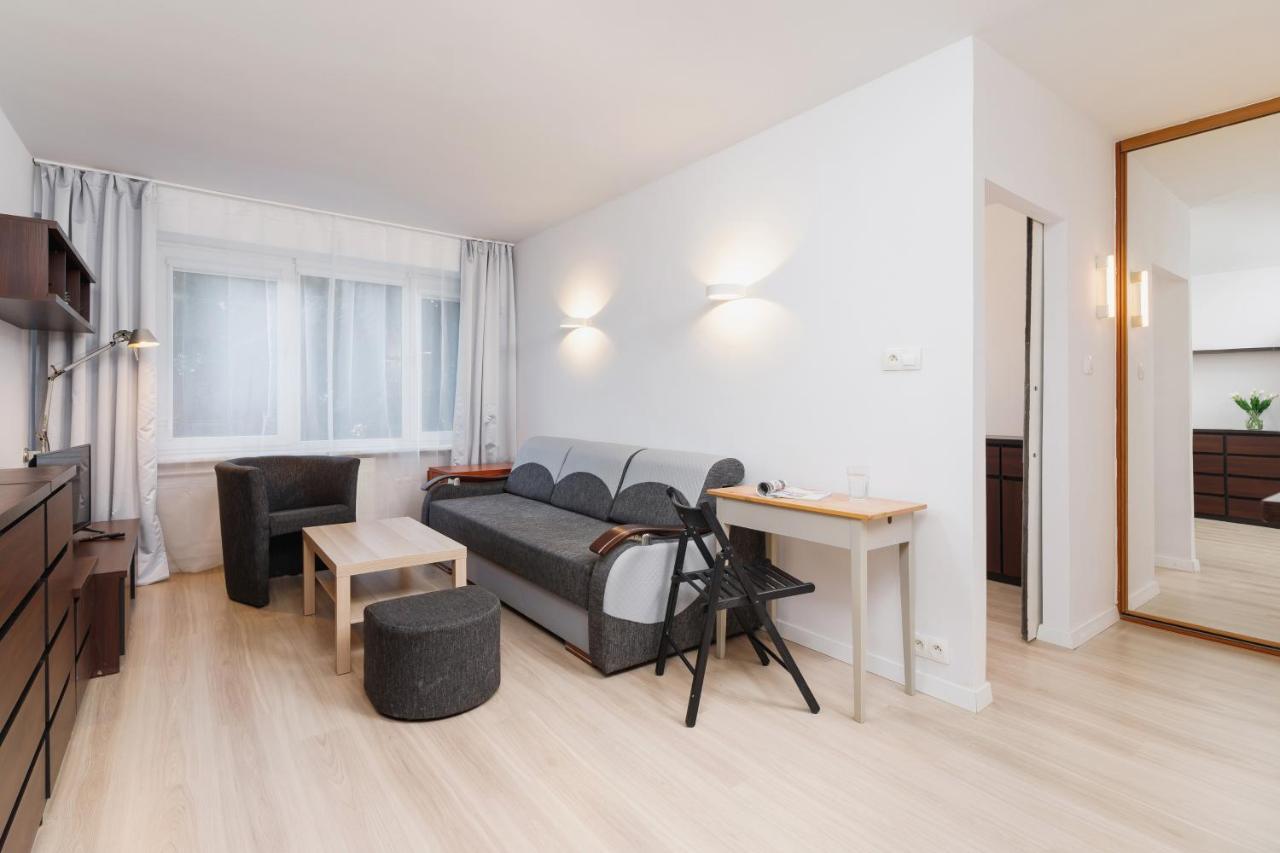 Apartments Warsaw Podlesna By Renters Екстериор снимка