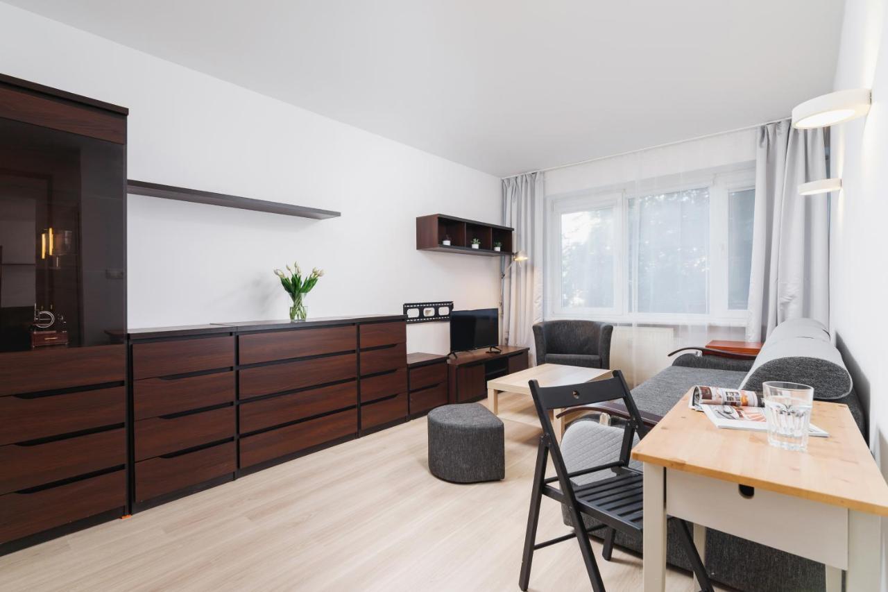 Apartments Warsaw Podlesna By Renters Екстериор снимка