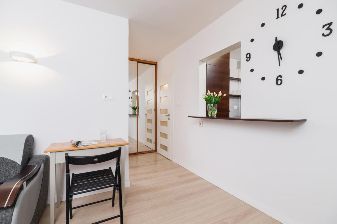 Apartments Warsaw Podlesna By Renters Екстериор снимка